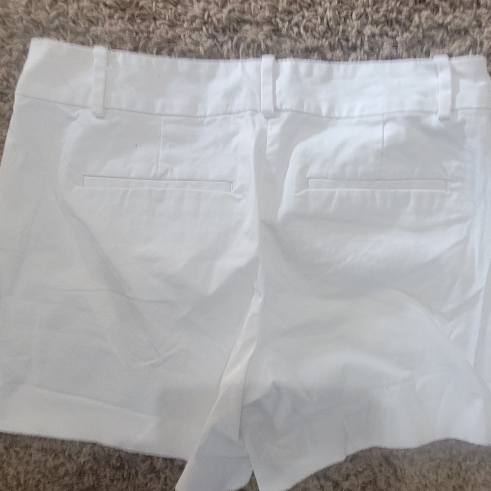 Shorts - Picture 2 of 4